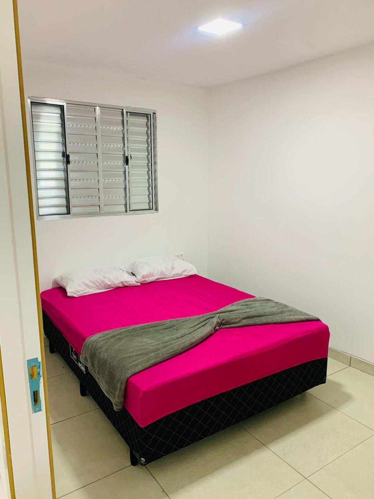 Ap Com 02 Quartos Em Zona Norte